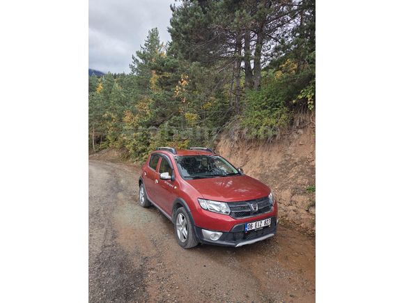Sahibinden Dacia Sandero 1.5 dCi Stepway 2015 Model Ankara 159.500 km Kırmızı