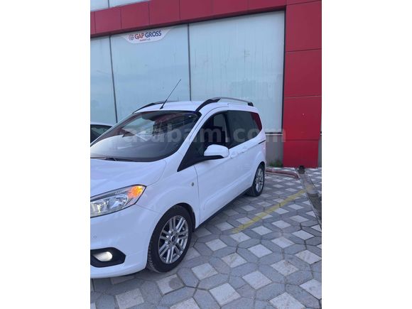 Sahibinden Ford Tourneo Courier 1.5 TDCi Titanium Plus 2020 Model 