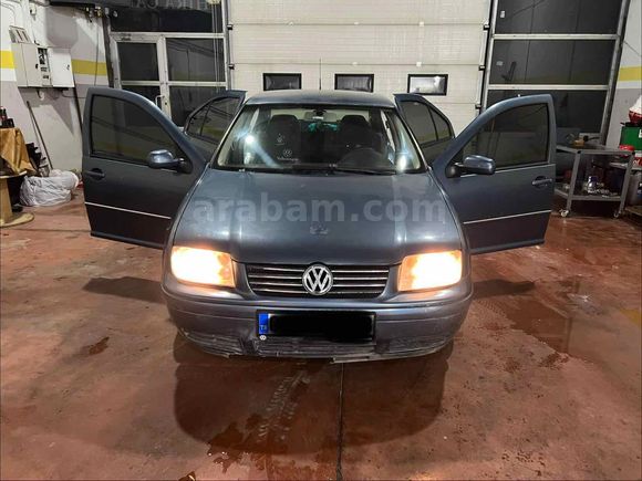 Galeriden Volkswagen Bora 1.6 Pacific 2004 Model Erzurum
