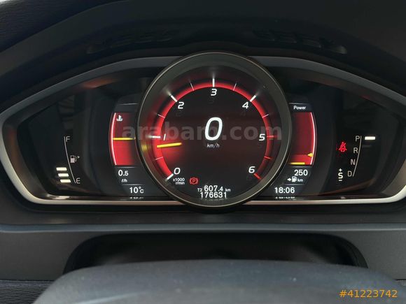 -X- VOLVO V40 R-DESIGN-POWERSHIFT-HAFIZA-HAYALET