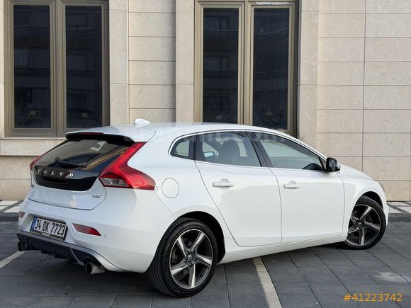 -X- VOLVO V40 R-DESIGN-POWERSHIFT-HAFIZA-HAYALET