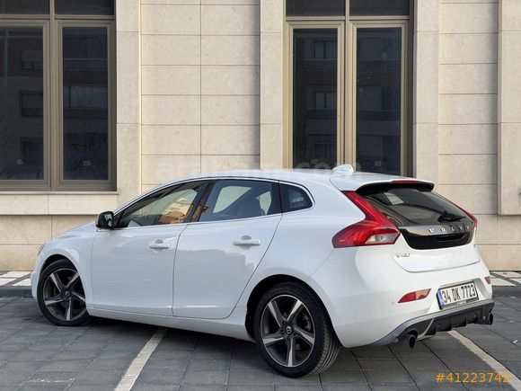 -X- VOLVO V40 R-DESIGN-POWERSHIFT-HAFIZA-HAYALET