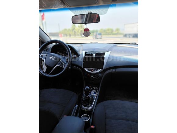 Sahibinden Hyundai Accent Blue 1.6 CRDI Mode Plus 2015 Model  128.500 km Beyaz