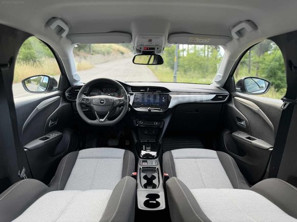 2025 MODEL 13 BİN KM OPEL CORSA 1.2 T EDİTİON OTOMATİK