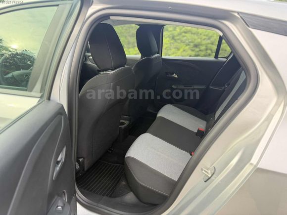 2025 MODEL 13 BİN KM OPEL CORSA 1.2 T EDİTİON OTOMATİK