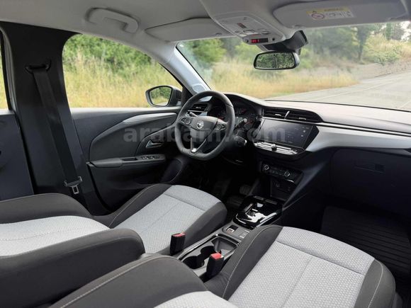 2025 MODEL 13 BİN KM OPEL CORSA 1.2 T EDİTİON OTOMATİK