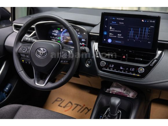 2025 TOYOTA COROLLA HATCHBACK 1.8 HYBRID FLAME E-CVT