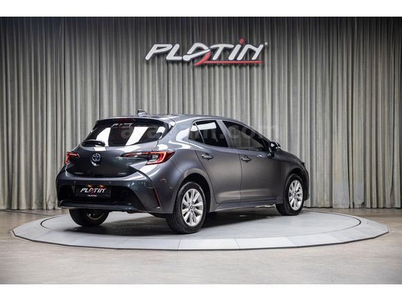 2025 TOYOTA COROLLA HATCHBACK 1.8 HYBRID FLAME E-CVT