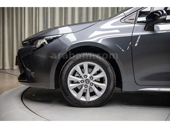 2025 TOYOTA COROLLA HATCHBACK 1.8 HYBRID FLAME E-CVT