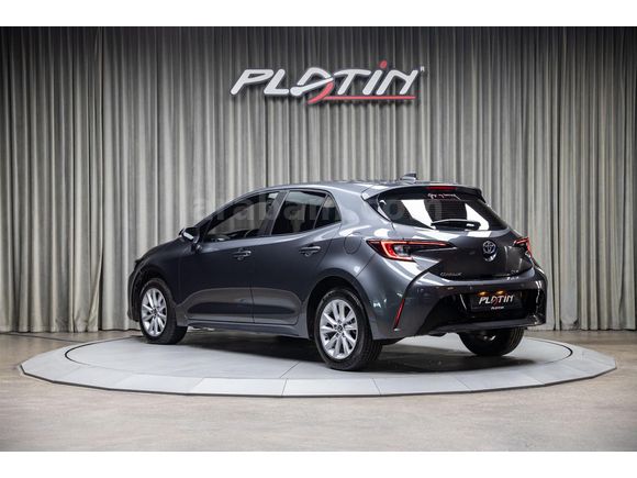 2025 TOYOTA COROLLA HATCHBACK 1.8 HYBRID FLAME E-CVT