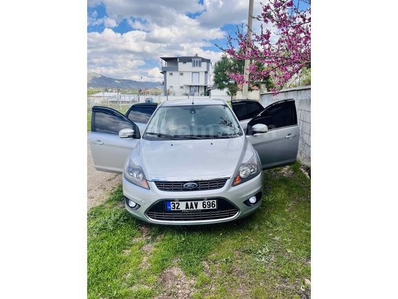 Sahibinden temiz Ford Focus 1.6 TDCi Titanium 2009 Model