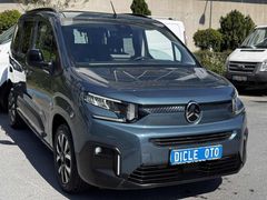 DİCLE'den 2024 YENİ KASA CAM TAVAN HAYALET EKRAN KREDİ+TAKAS İLE