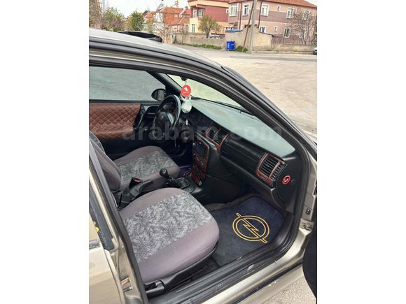 Sahibinden Opel Vectra 2.0 CD 1996 Model 