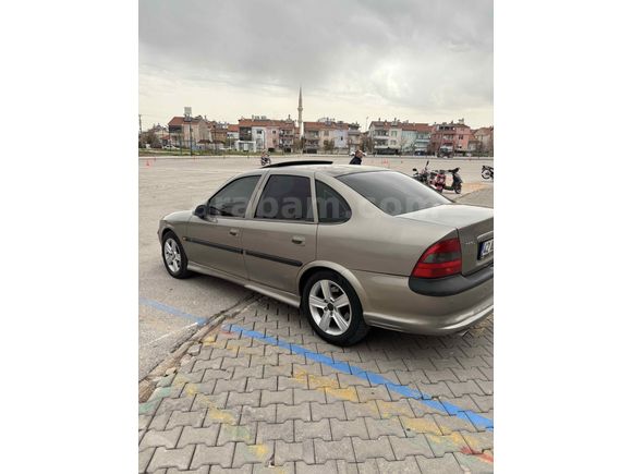 Sahibinden Opel Vectra 2.0 CD 1996 Model 