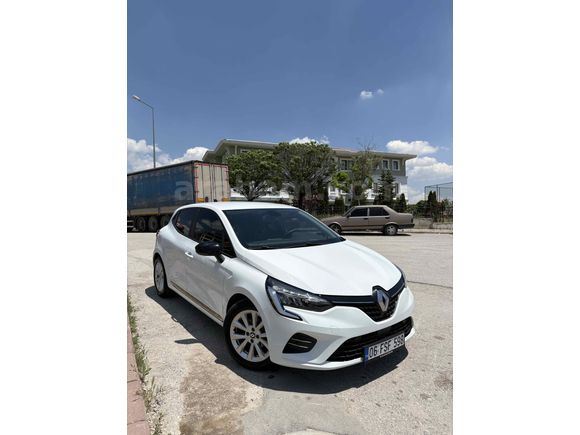 Sahibinden Renault Clio 1.0 TCe Touch 2023 Model Ankara 56.500 km Beyaz