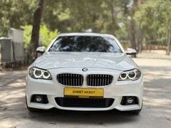 BMW 5.20İ 204.000 KM M SPORT HAYALET-NBT-VAKUM-MDİREKSİYON