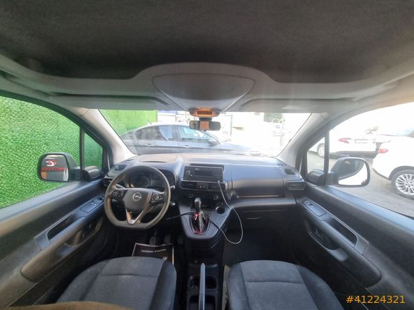 ORCAN MOTORS dan 2021 Combo Life 1.5 D Essential