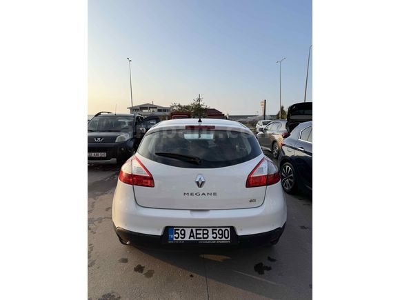 Sahibinden Renault Megane 1.5 dCi Dynamique 2011 Model 