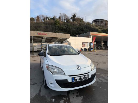 Sahibinden Renault Megane 1.5 dCi Dynamique 2011 Model 