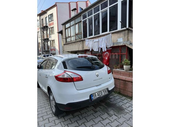 Sahibinden Renault Megane 1.5 dCi Dynamique 2011 Model 