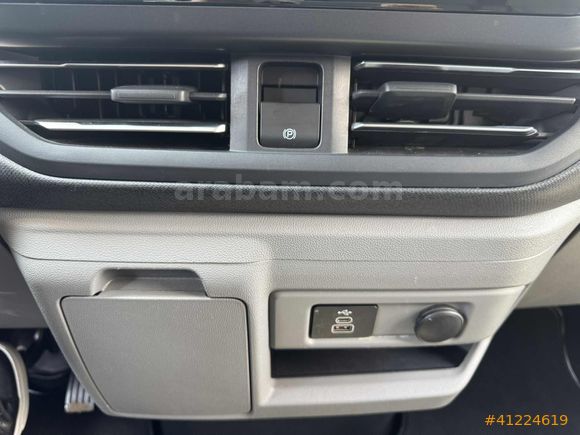 DİCLE'den 2025 CUSTOM 8+1 OTOMOBİL RUHSATLI TİTANİUM KREDİ+TAKAS