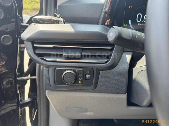 DİCLE'den 2025 CUSTOM 8+1 OTOMOBİL RUHSATLI TİTANİUM KREDİ+TAKAS