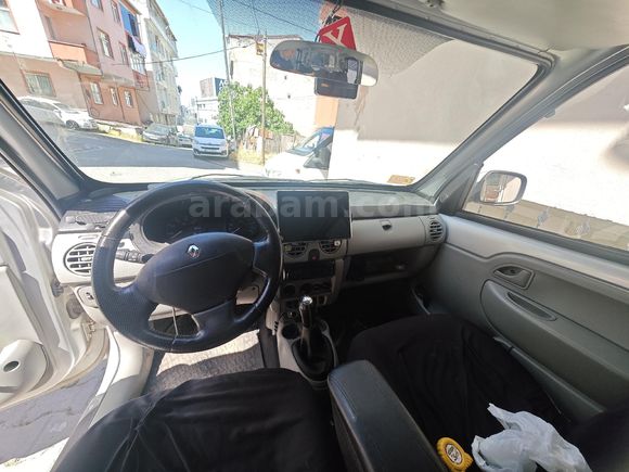 Sahibinden Renault Kangoo Multix 1.5 dCi Authentique 2011 Model  242000 km Gri (Gümüş)