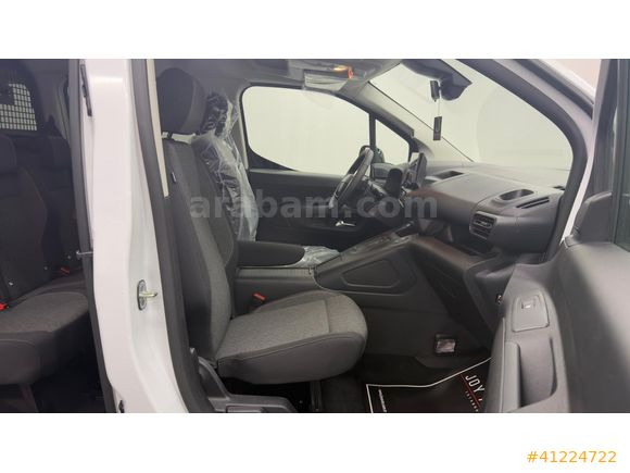 JOY AUTO 2026 '0' KM OPEL COMBO EDİTİON PRO EKRAN/YÜKSEK KONSOL