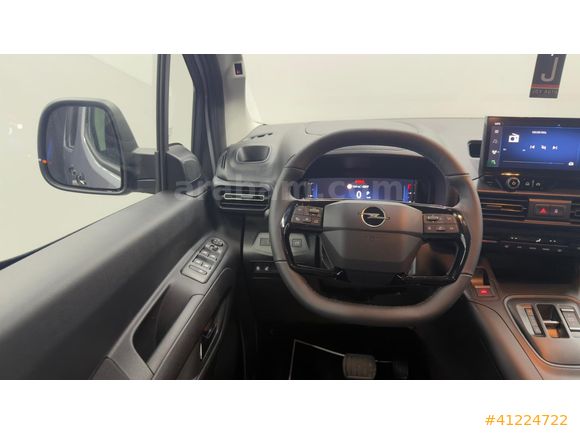 JOY AUTO 2026 '0' KM OPEL COMBO EDİTİON PRO EKRAN/YÜKSEK KONSOL