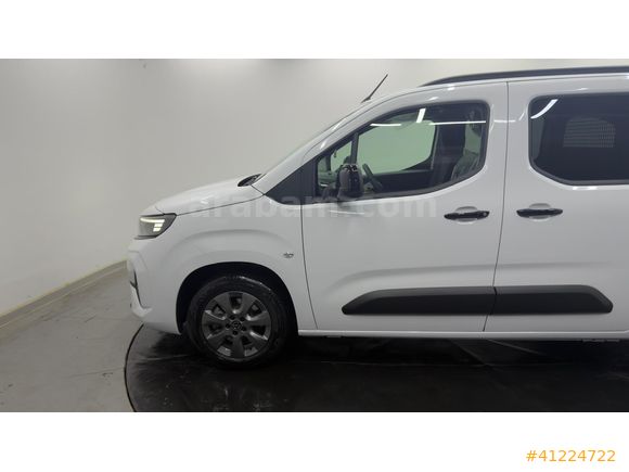 JOY AUTO 2026 '0' KM OPEL COMBO EDİTİON PRO EKRAN/YÜKSEK KONSOL