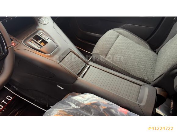 JOY AUTO 2026 '0' KM OPEL COMBO EDİTİON PRO EKRAN/YÜKSEK KONSOL