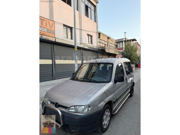 PEUGEOT PARTNER SAĞ ÖN KAPI SON FİYAT !!!