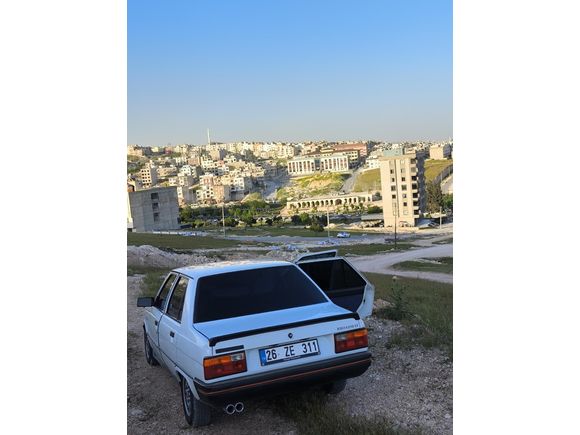 Sahibinden Renault R 9 1.4 Broadway GTE 1992 Model