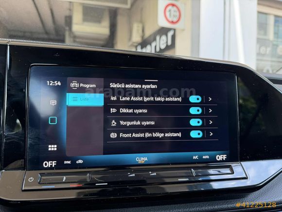 DİCLE'den 2025 CADDY DSG GENİŞ EKRAN GERİ GÖRÜŞ KREDİ+TAKAS İLE