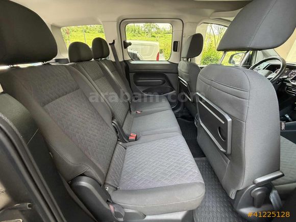 DİCLE'den 2025 CADDY DSG GENİŞ EKRAN GERİ GÖRÜŞ KREDİ+TAKAS İLE