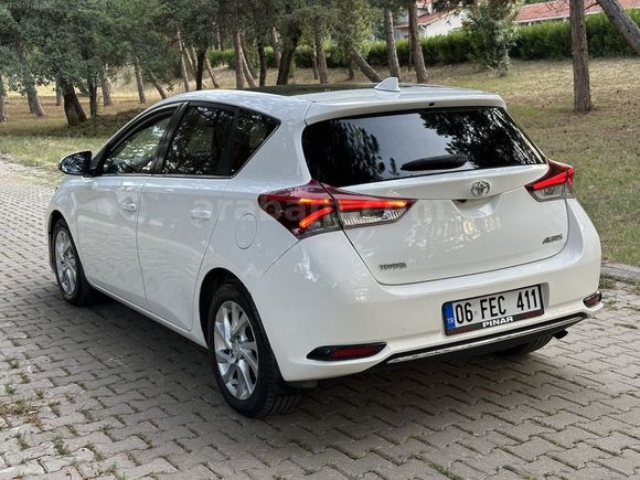 Sahibinden Toyota Auris 1.6 Advance Skypack 2016 Model 