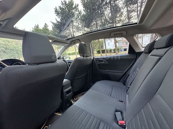 Sahibinden Toyota Auris 1.6 Advance Skypack 2016 Model 