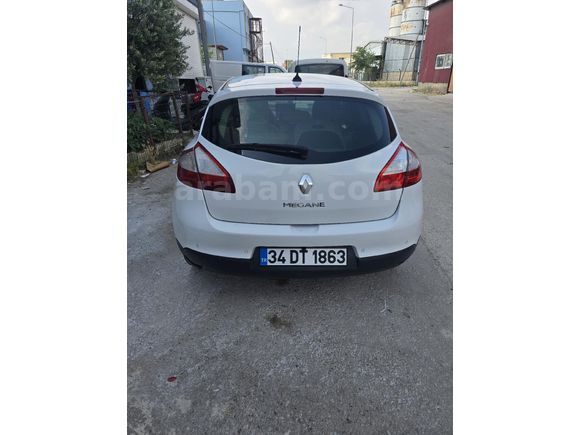 Sahibinden Renault Megane 1.6 Privilege 2011 Model Adana