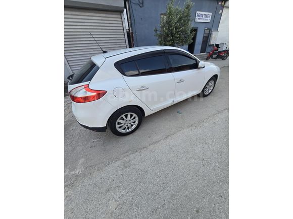 Sahibinden Renault Megane 1.6 Privilege 2011 Model Adana