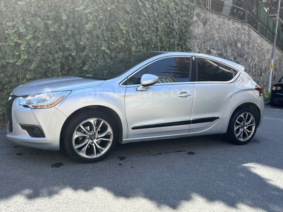Citoren DS4 2013  Model 173.000 Bin  Bakımlı Temiz