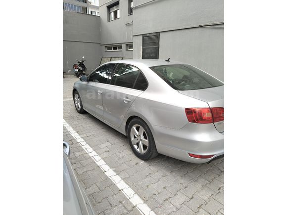 Sahibinden Volkswagen Jetta 1.6 TDi Comfortline 2014 Model Adana 159.000 km Gri (Gümüş)