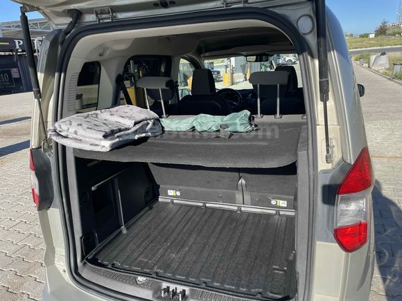 Sahibinden Ford Tourneo Courier 1.6 TDCi Titanium 2017 Model 