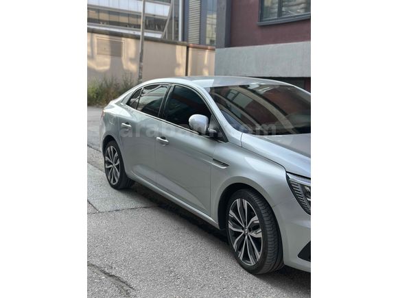 Sahibinden Renault Megane 1.3 TCe Icon 2025 Model 