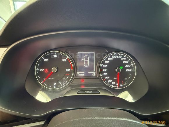 LEON STYLE 1.6 DİZEL / OTOMATİK / CAM TAVAN / BAKIMLI -MASRAFSIZ