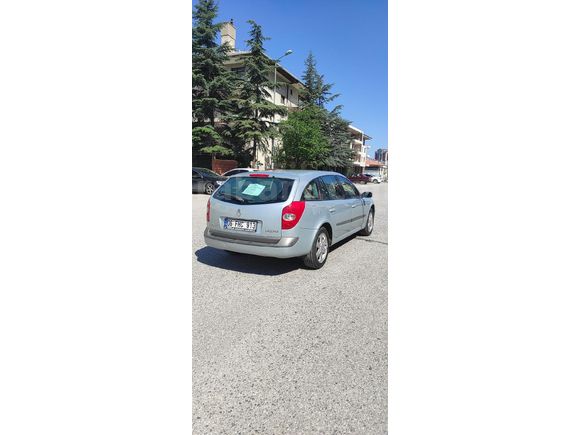 Galeriden FUULL orjinal   Renault Laguna 1.6 Expression 2002 Model Ankara