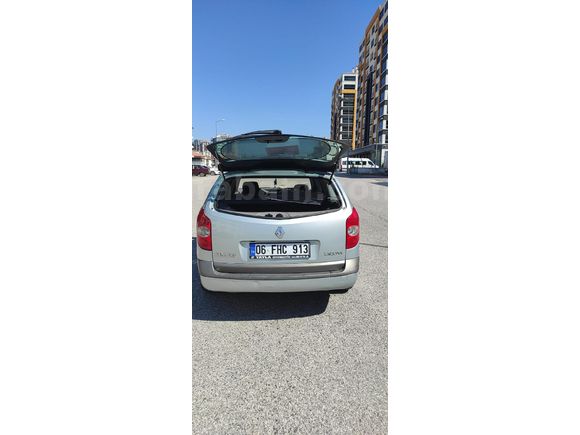 Galeriden FUULL orjinal   Renault Laguna 1.6 Expression 2002 Model Ankara