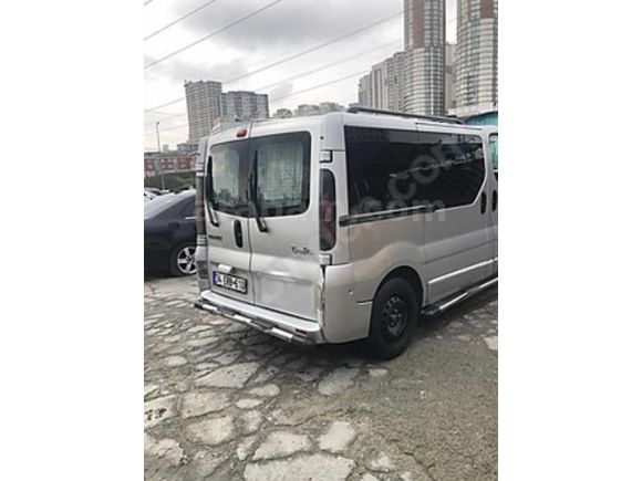 Sahibinden klimali Renault Trafic 1.9 DCI Confort 2004 Model