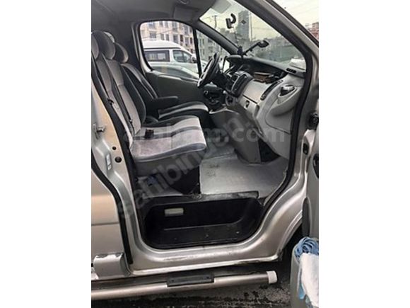 Sahibinden klimali Renault Trafic 1.9 DCI Confort 2004 Model