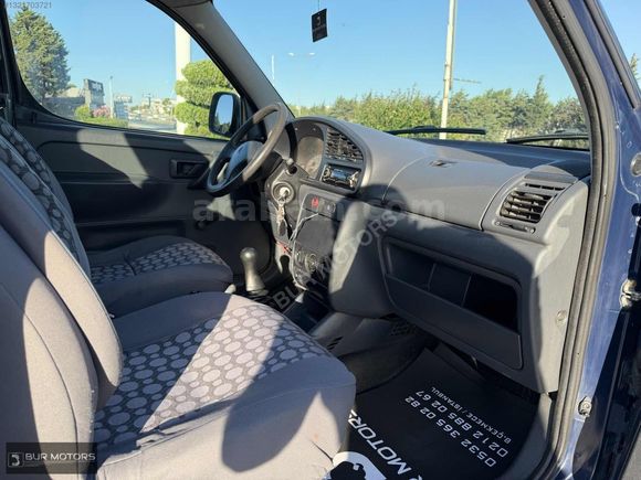 TAMAMINA KREDİ 2002 BERLİNGO 1.9 D SX OTOMOBİL RUHSATLI 184KM
