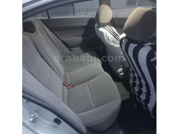 Sahibinden Honda Civic 1.6i VTEC  temiz bakımlı   2008 Model